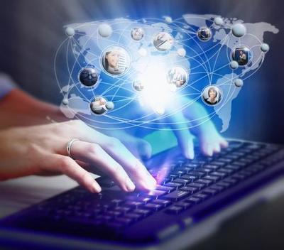 福州人氣榜前幾名的WEB前端培訓(xùn)學(xué)校與網(wǎng)絡(luò)科技技術(shù)開(kāi)發(fā)